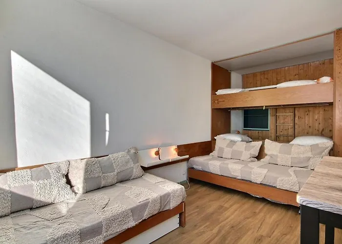 Joli Pour 3/4 Pers. Face Aux Pistes Avec Balcon Ensoleille - Fr-1-455-226