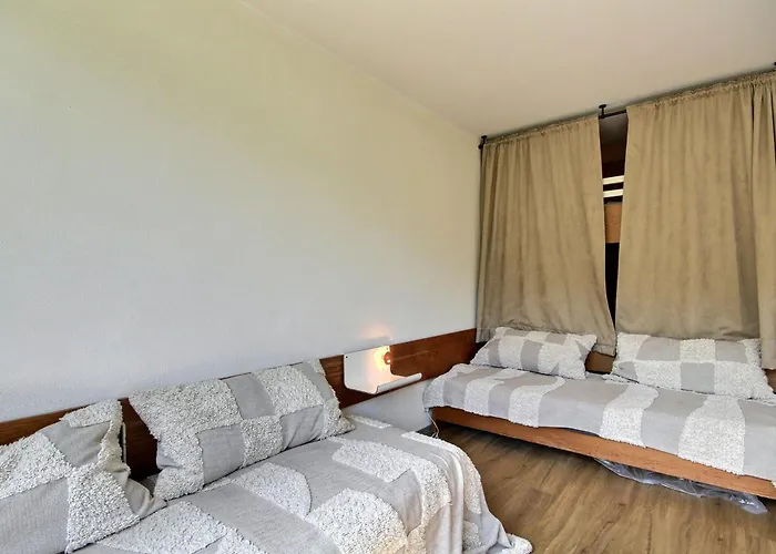 Joli Pour 3/4 Pers. Face Aux Pistes Avec Balcon Ensoleille - Fr-1-455-226